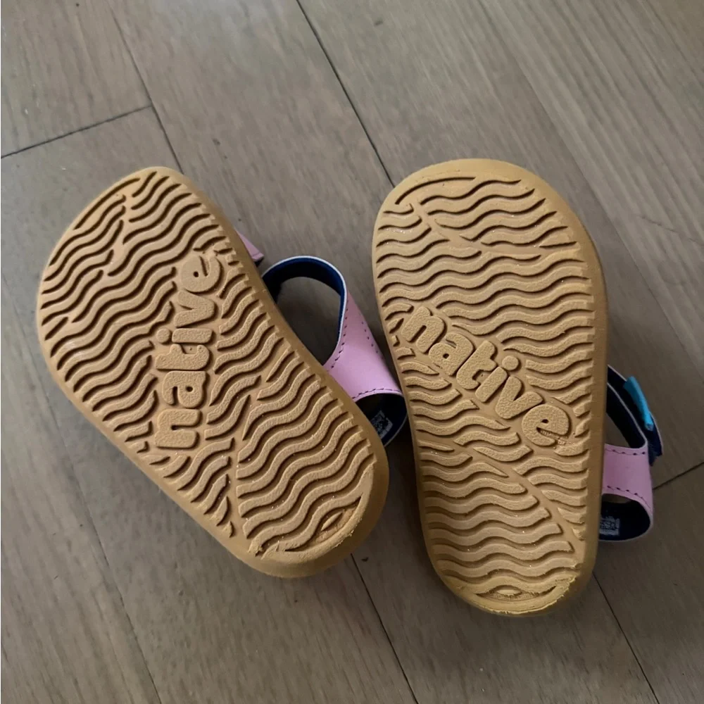 Native Kids Pink Charley Sandals Toddler Sz 6